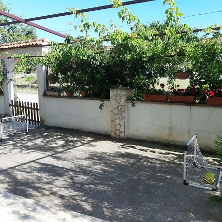 Apartman Igy Vinkuran Exterior foto