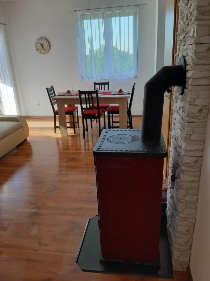 Apartman Igy Vinkuran Exterior foto